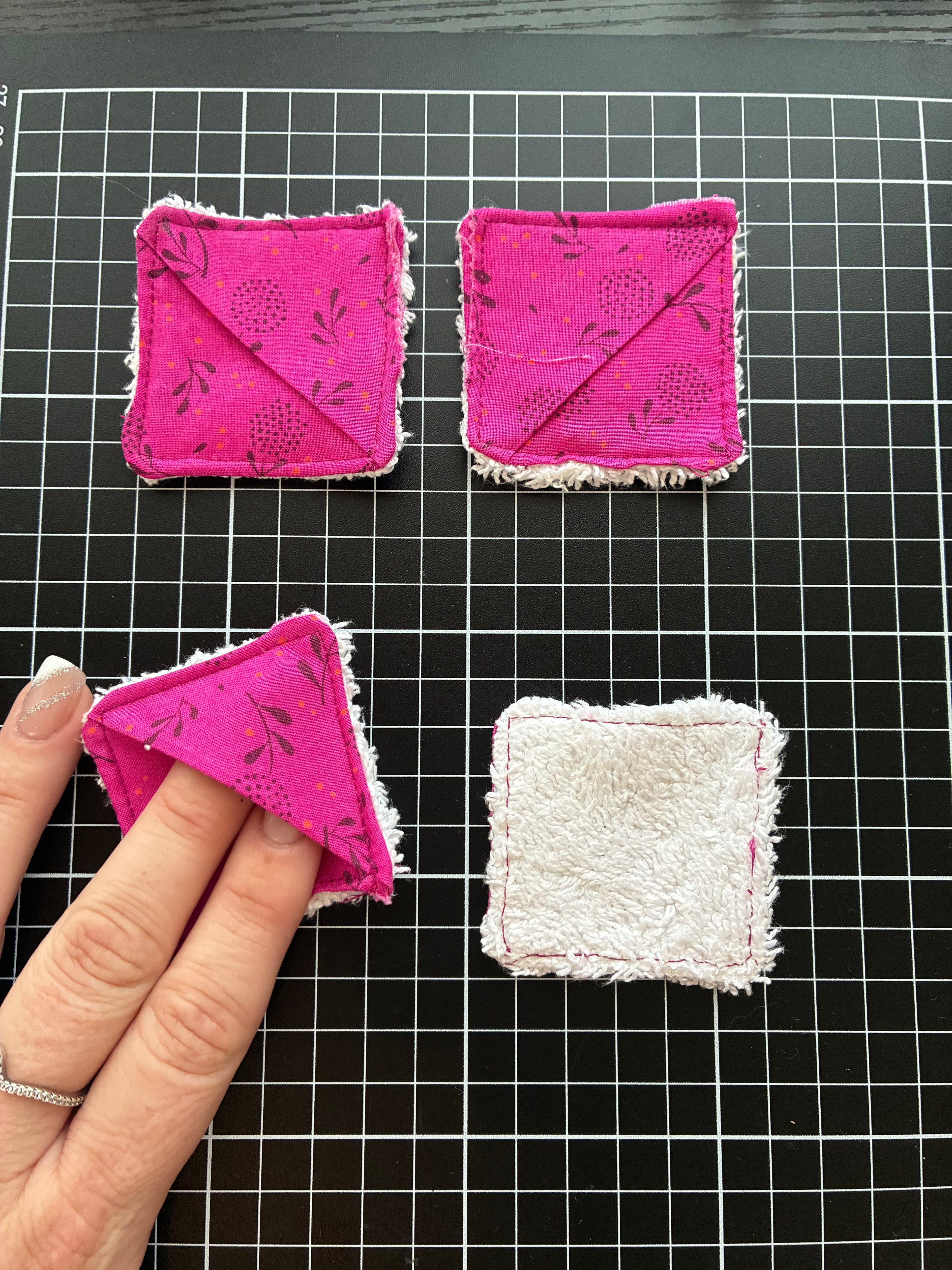 4 pack Reusable make up whipes